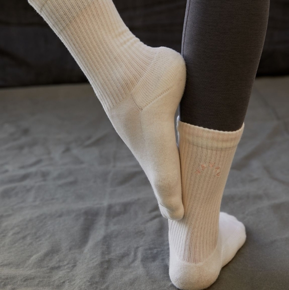 Varley Gift Set - Picture 6 of 6